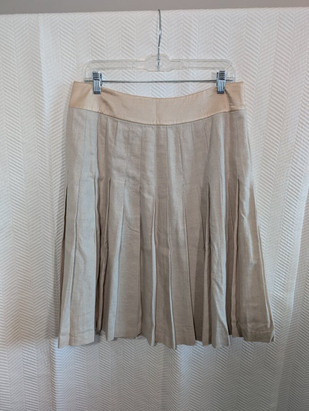 St John Collection Beige Linen Blend Pleated Skirt Silk Waistband Size 10